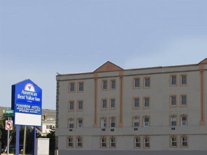 Americas Best Value Inn ディアボーン エクステリア 写真