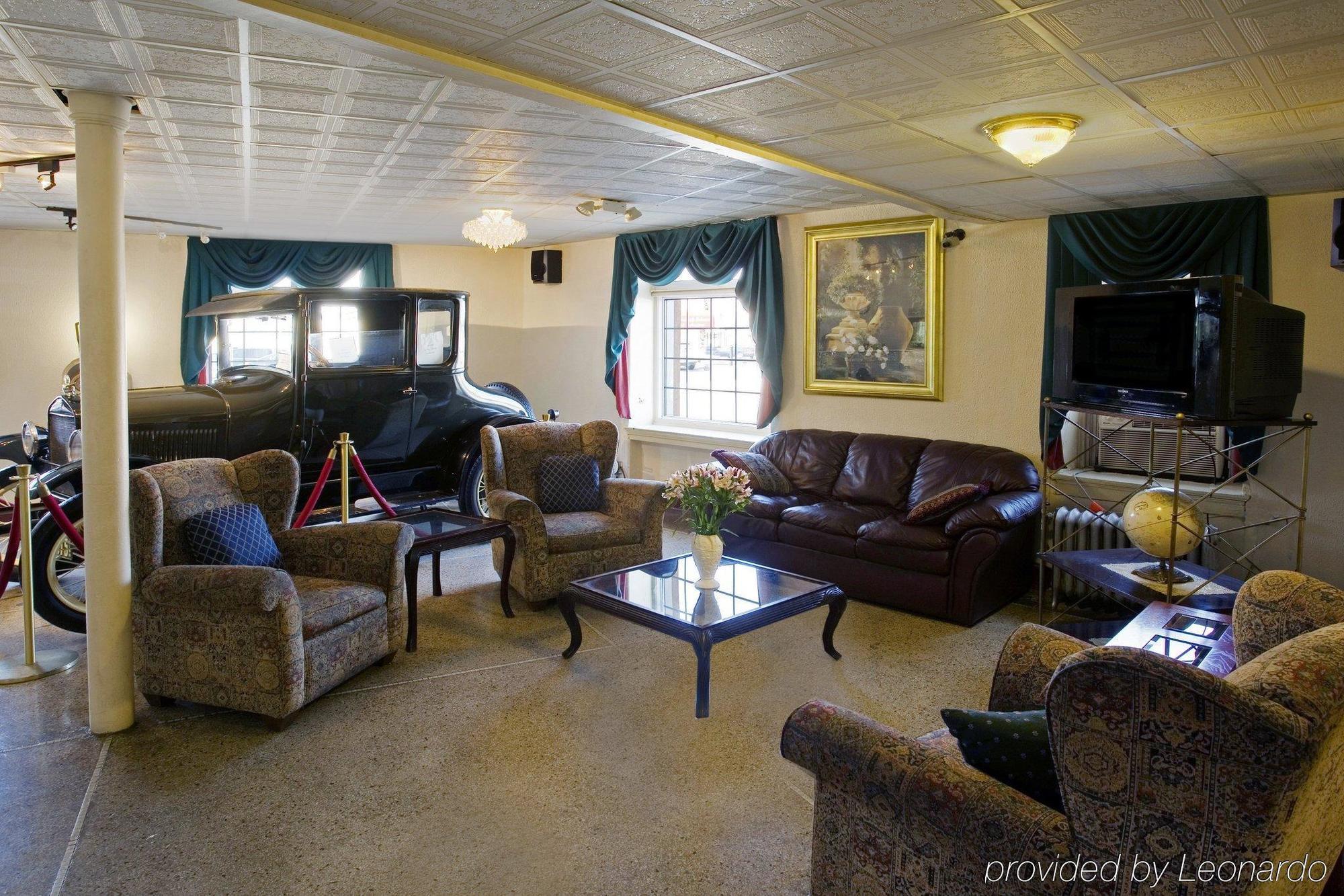 Americas Best Value Inn ディアボーン 部屋 写真
