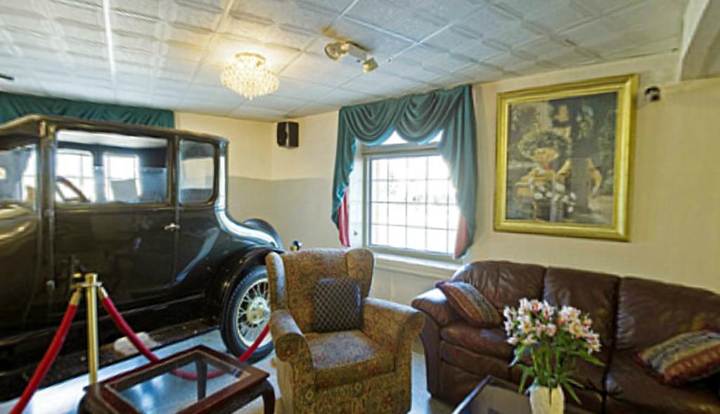 Americas Best Value Inn ディアボーン エクステリア 写真